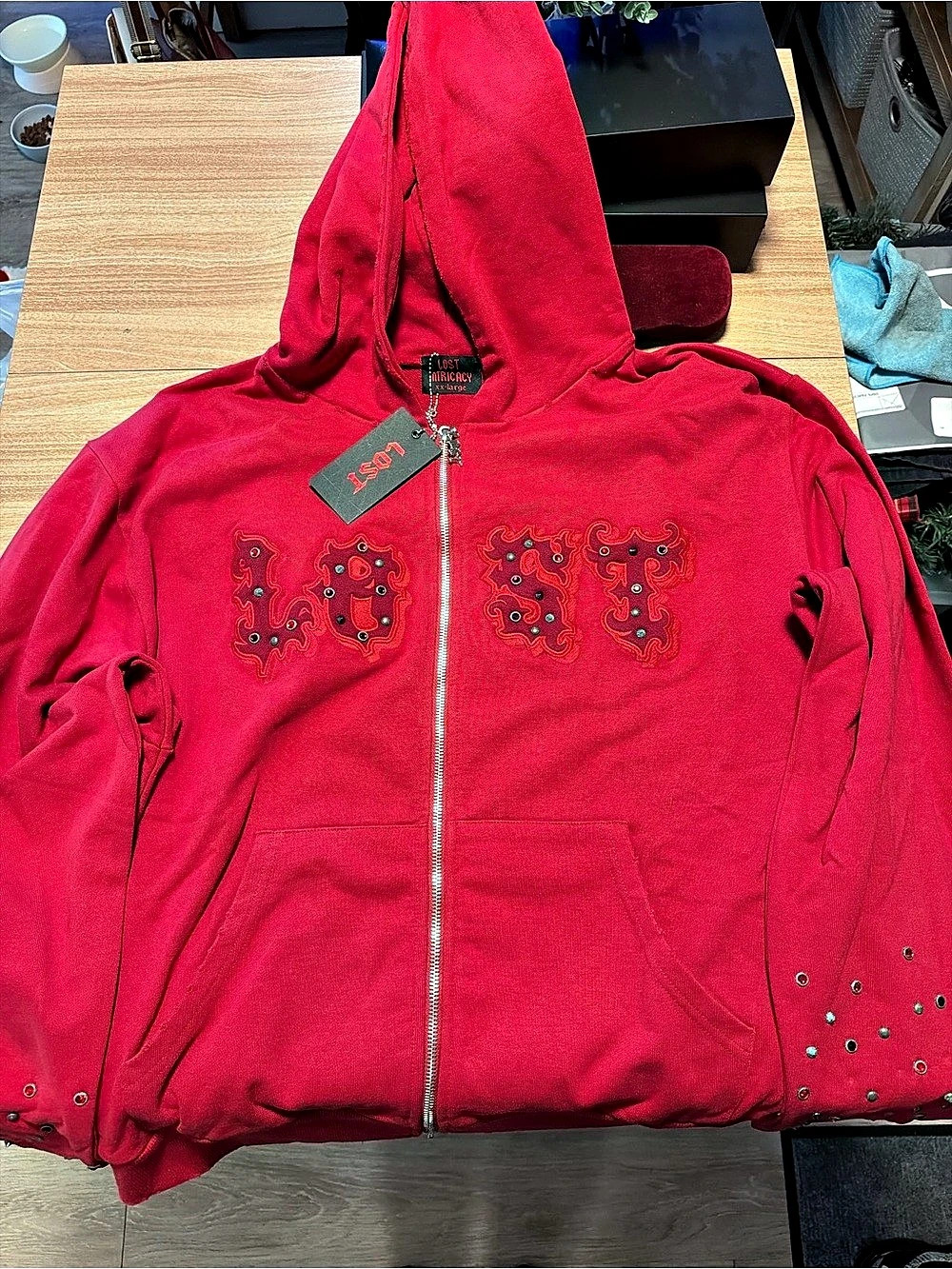 Lost Intricacy Patch Man Red Zip Up Size XL NWT
